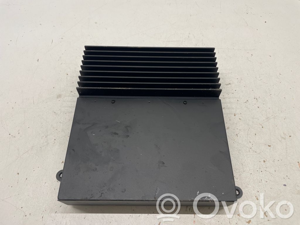 BMW 5 E39 Garso stiprintuvas 