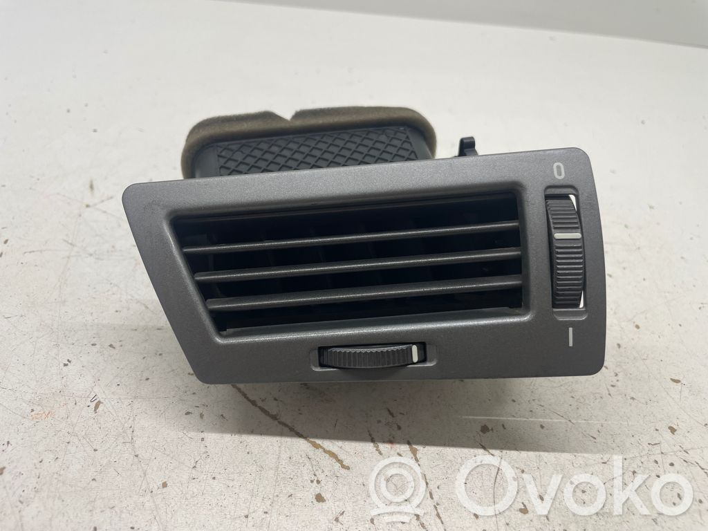 BMW 7 E65 E66 Grilă ventilație/ramă laterală bord 