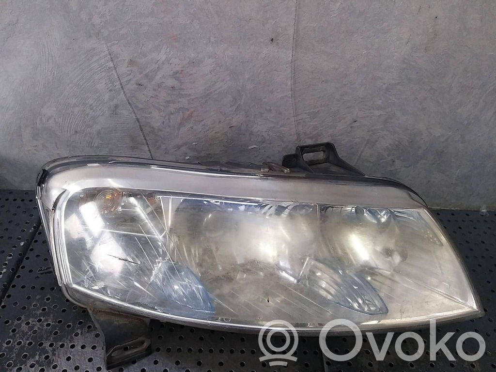 Fiat Stilo Lampa przednia 