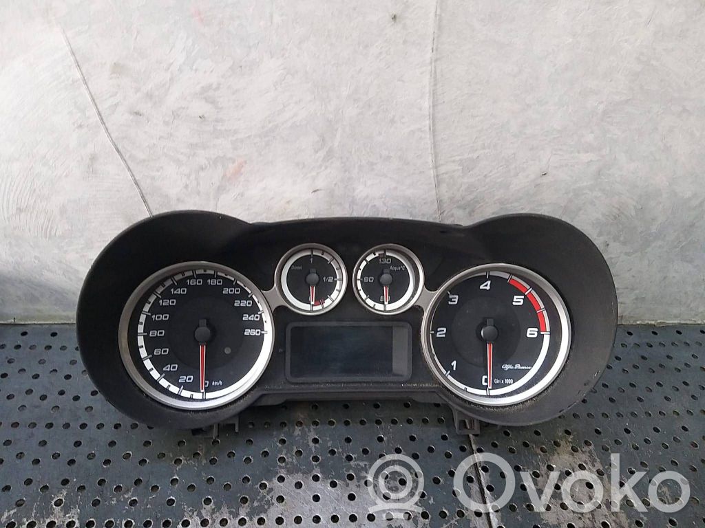 Alfa Romeo Mito Speedometer (instrument cluster) 