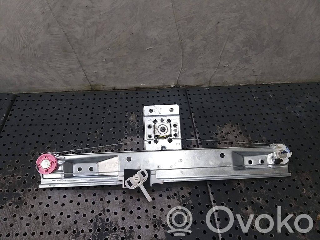 Regulador manual de la ventanilla trasera   541613212,37019000