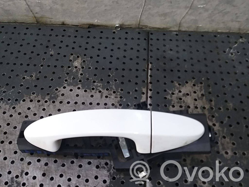 Manecilla externa puerta trasera   8A61A224A37,8A61A224A37A,776A224A37
