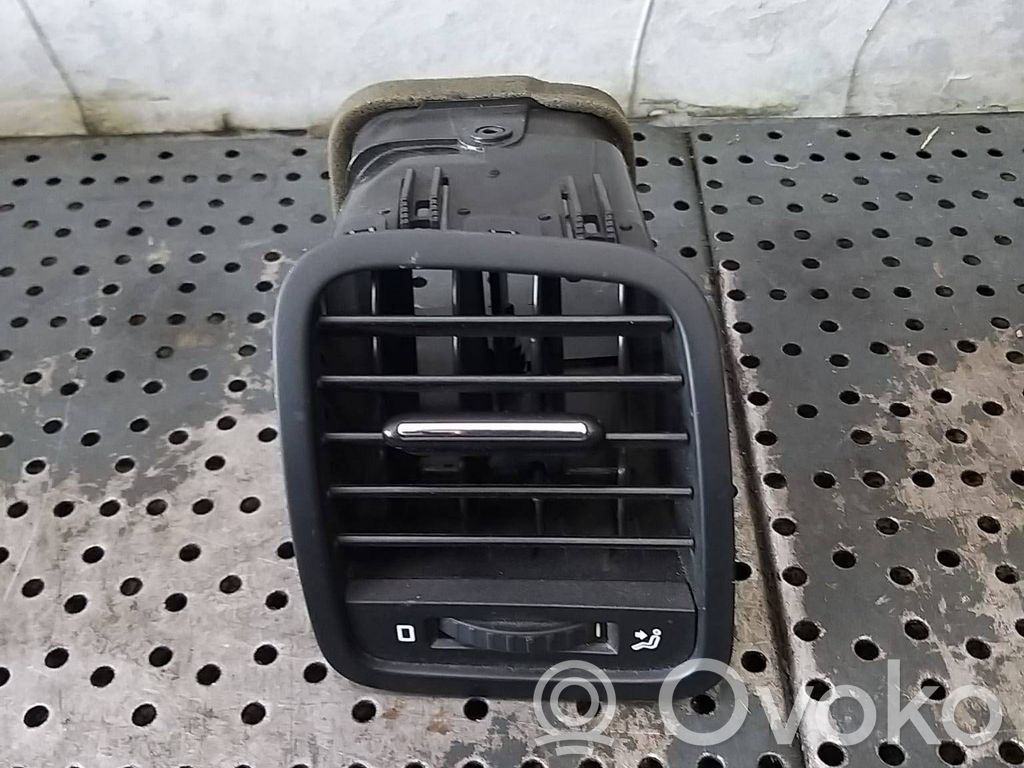 Skoda Yeti (5L) Grilă ventilație/ramă laterală bord 