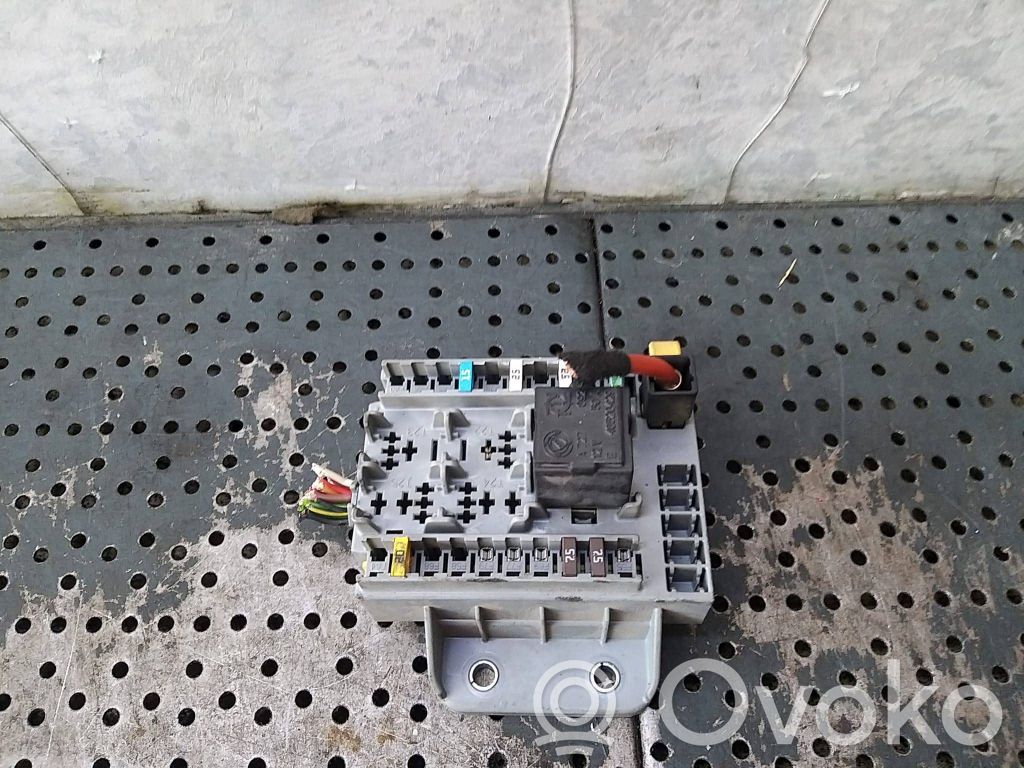 Alfa Romeo 159 Fuse module 