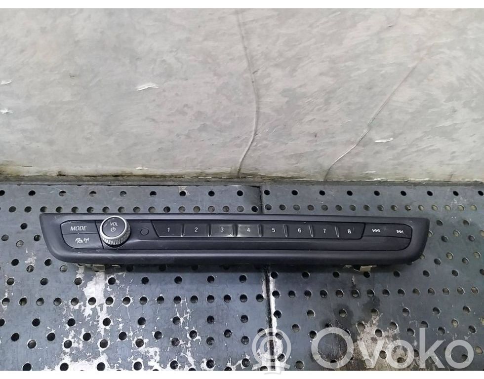 BMW 1 F40 Przyciski multifunkcyjne 