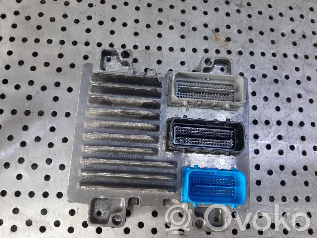 Opel Corsa E Engine control unit/module 