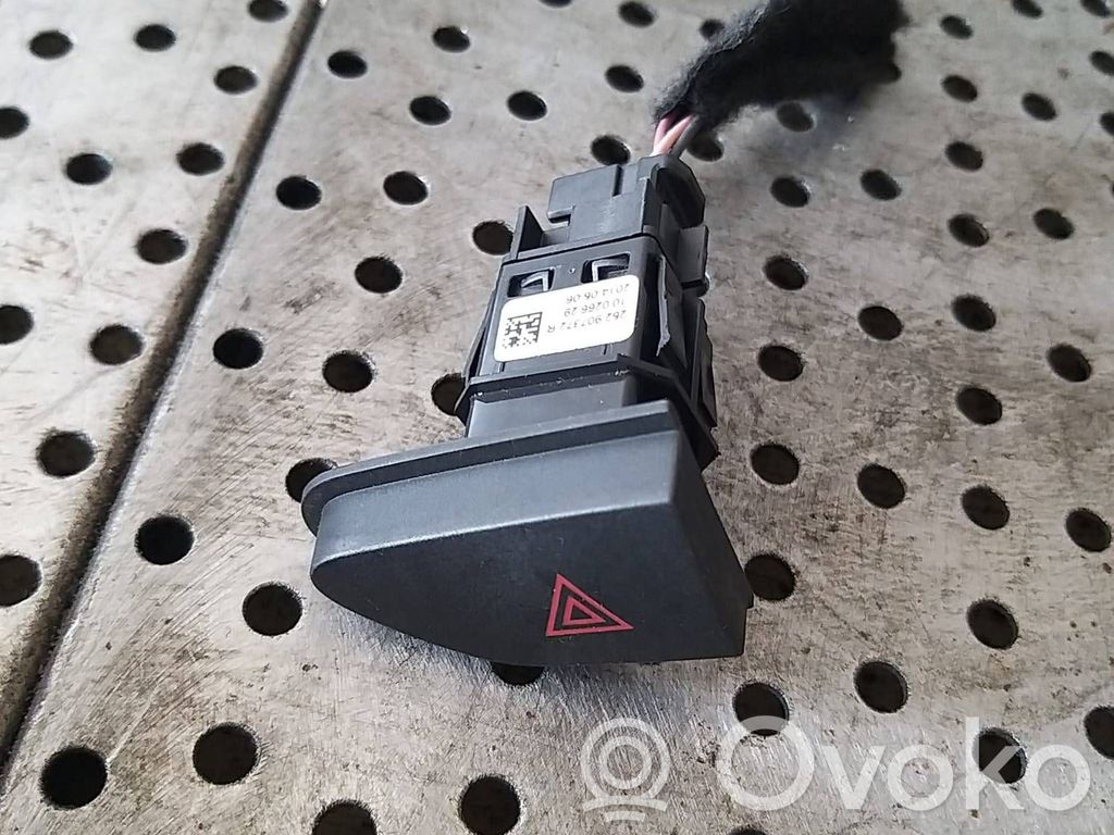 Renault Captur Comutator lumini pericol 