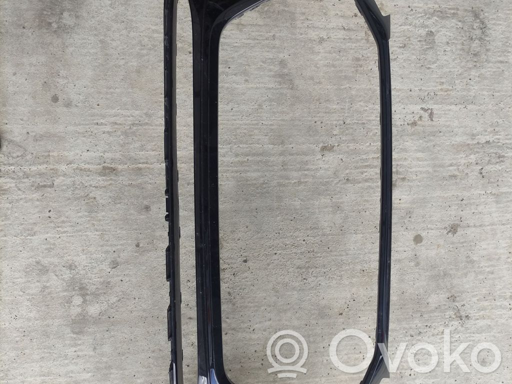 Audi RS4 Parachoques delantero 