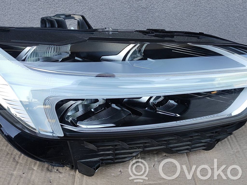 Volvo XC60 Faro delantero/faro principal 