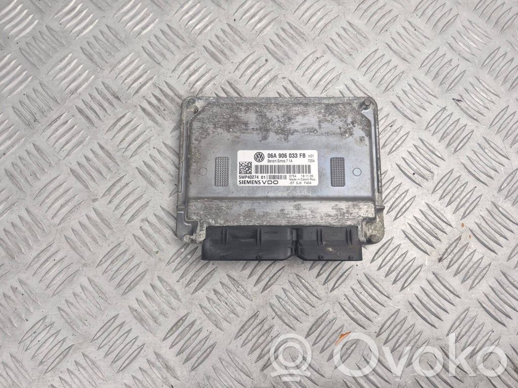 Skoda Octavia Mk2 (1Z) Engine control unit/module 