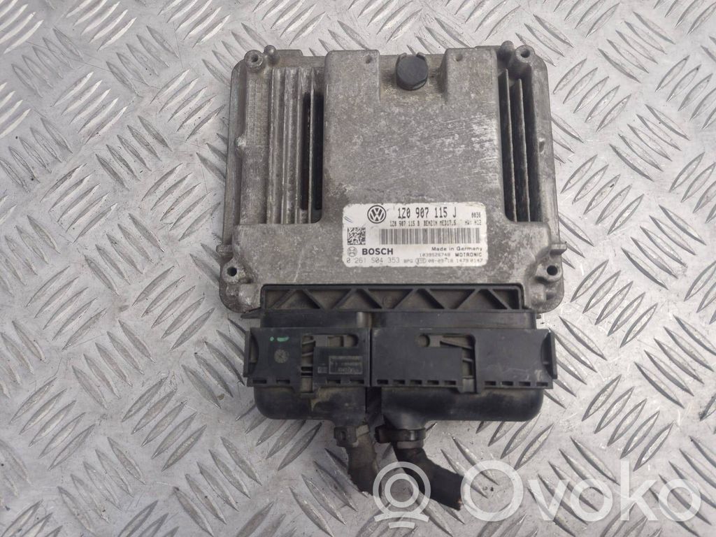 Skoda Octavia Mk2 (1Z) Engine control unit/module 