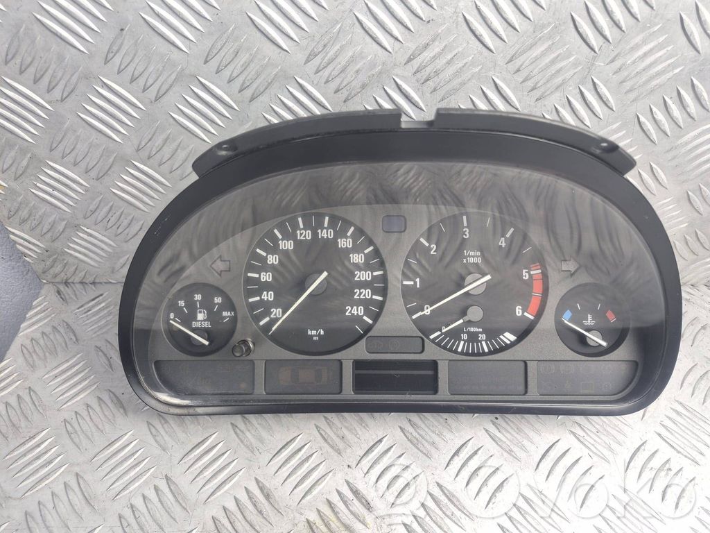 Speedometer (instrument cluster)   87001313,87001374