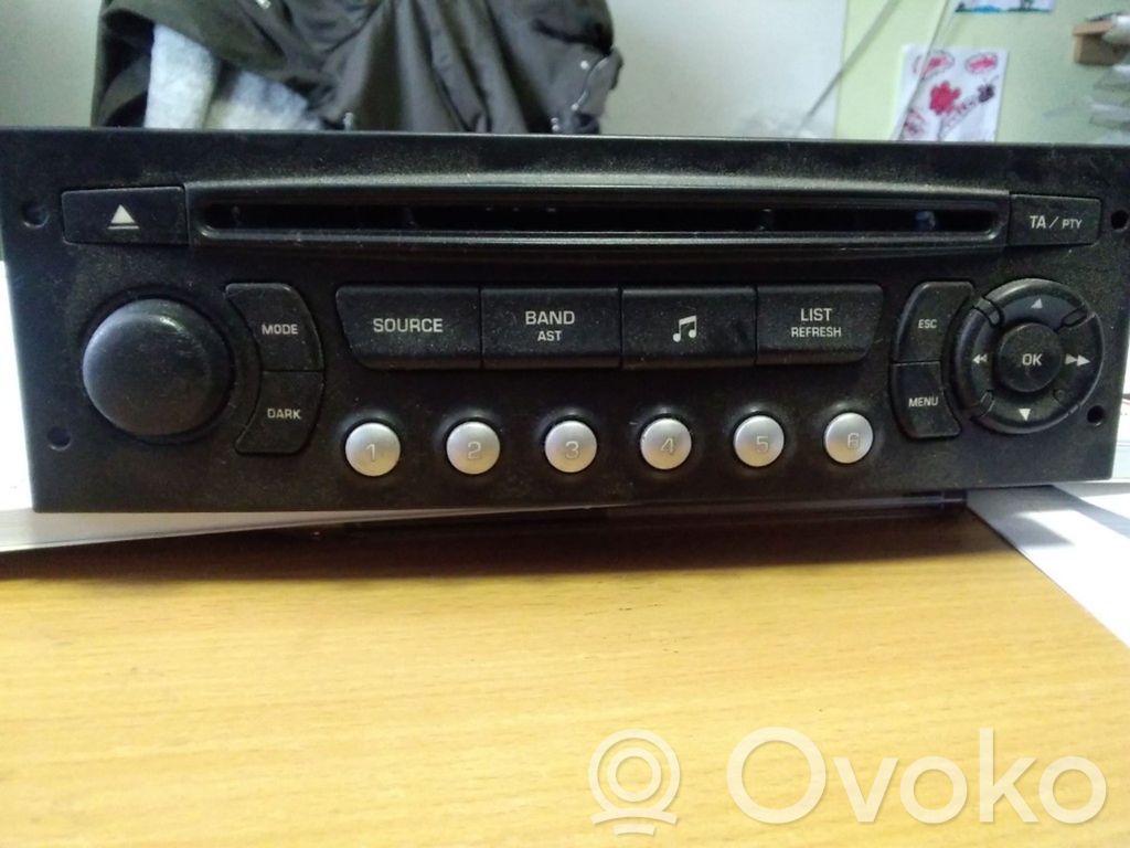Peugeot 307 Radio/CD/DVD/GPS head unit 