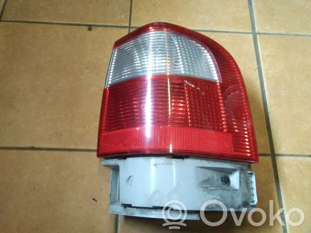 Rear/tail lights   964466,7M5945258