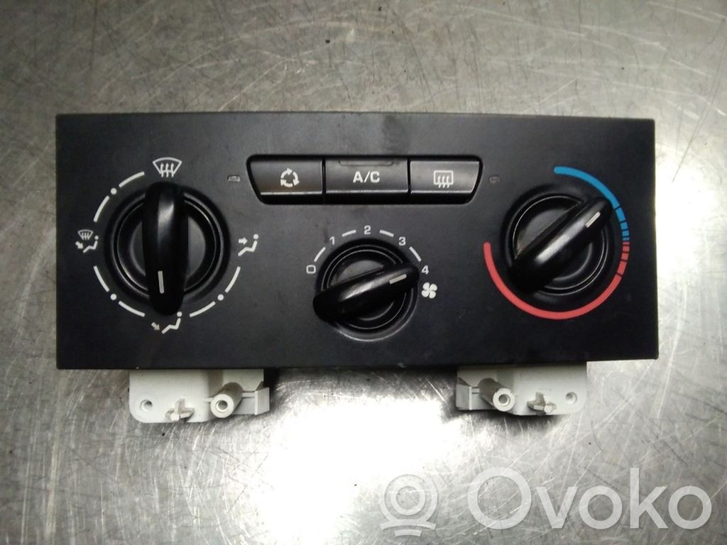 Citroen C4 I Climate control unit 