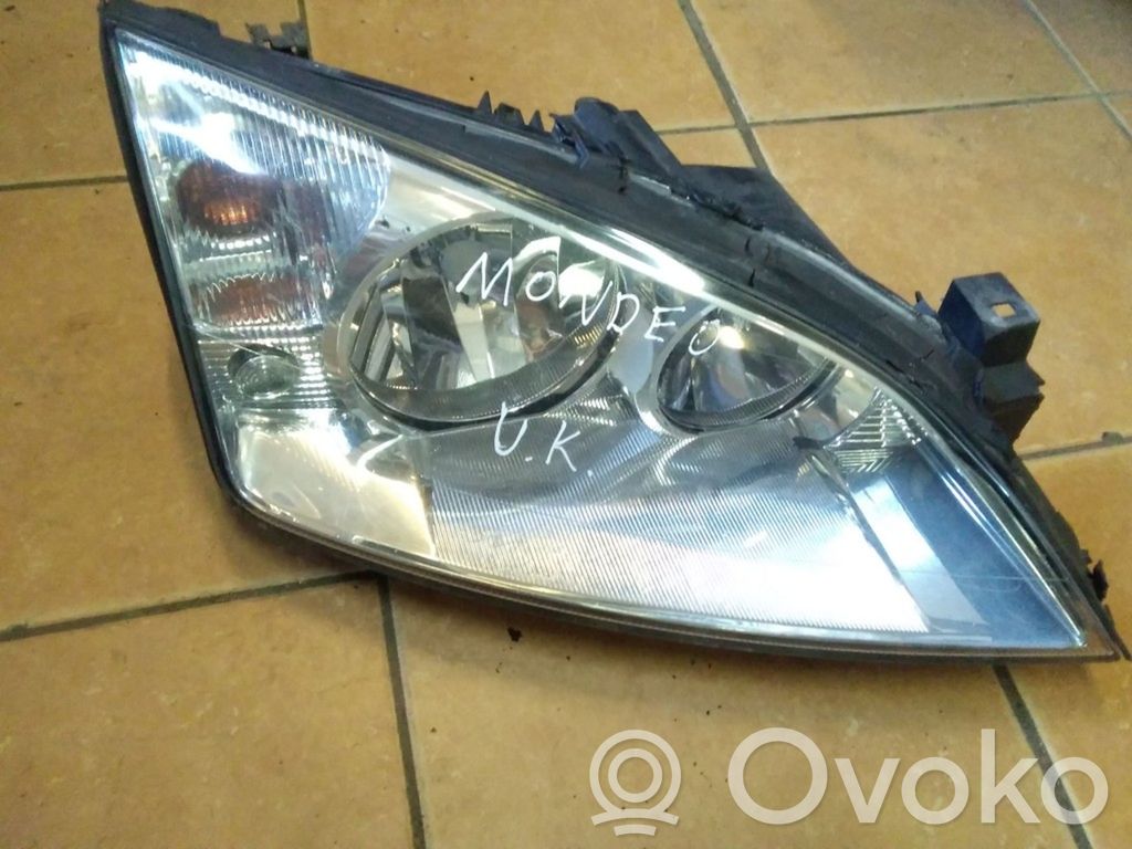 Ford Mondeo Mk III Headlight/headlamp 