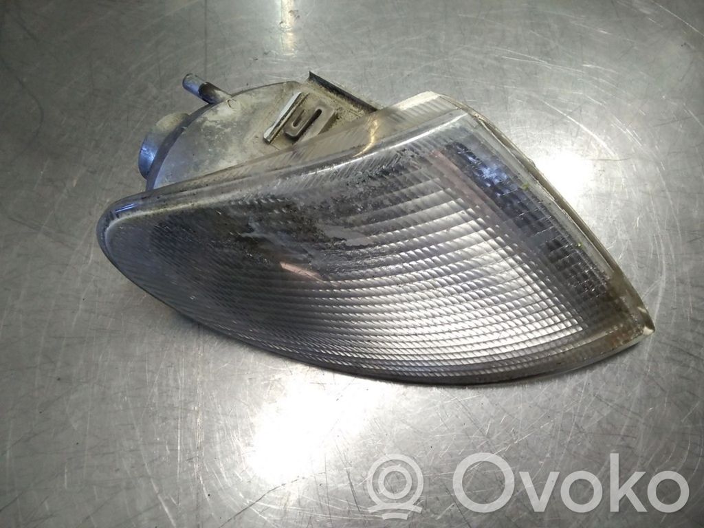Ford Galaxy Front indicator light 