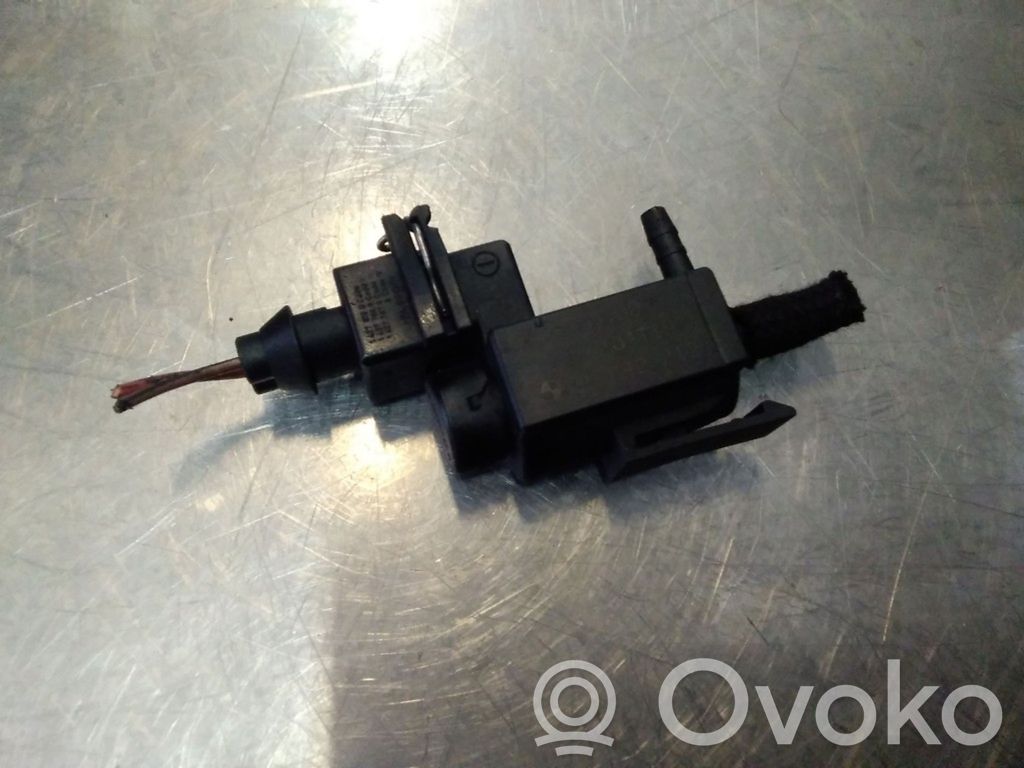 Solenoīda vārsts   72234100,1742712