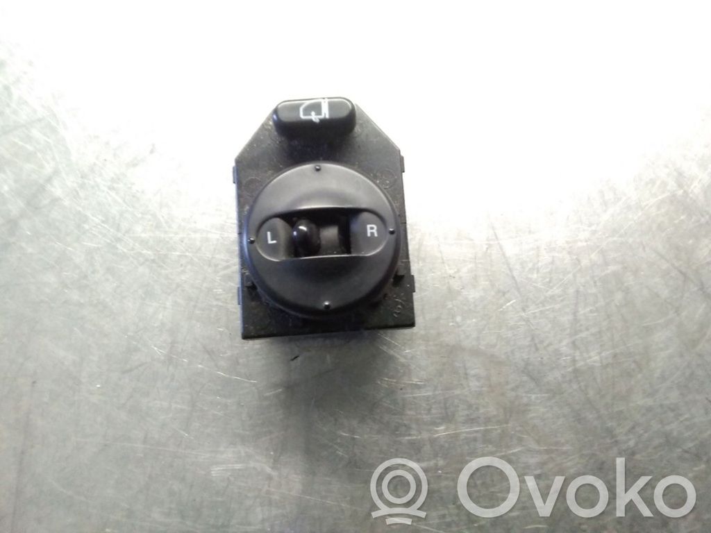 Wing mirror control module   050110