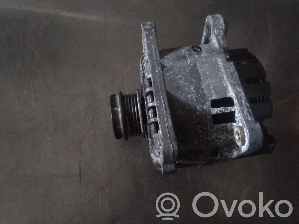 Volkswagen PASSAT B5.5 Alternator 