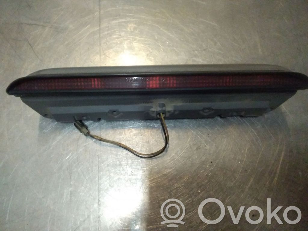 Subaru Forester SF Third/center stoplight 