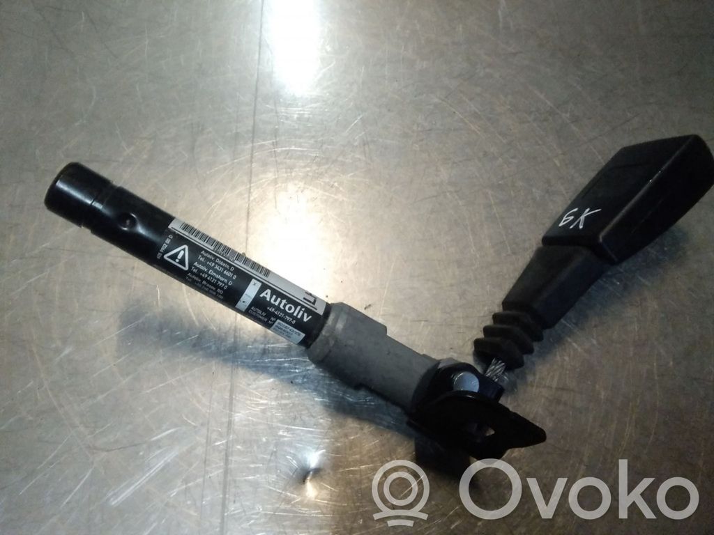 BMW 3 E90 E91 Aizmugurējās jostas sprādze 
