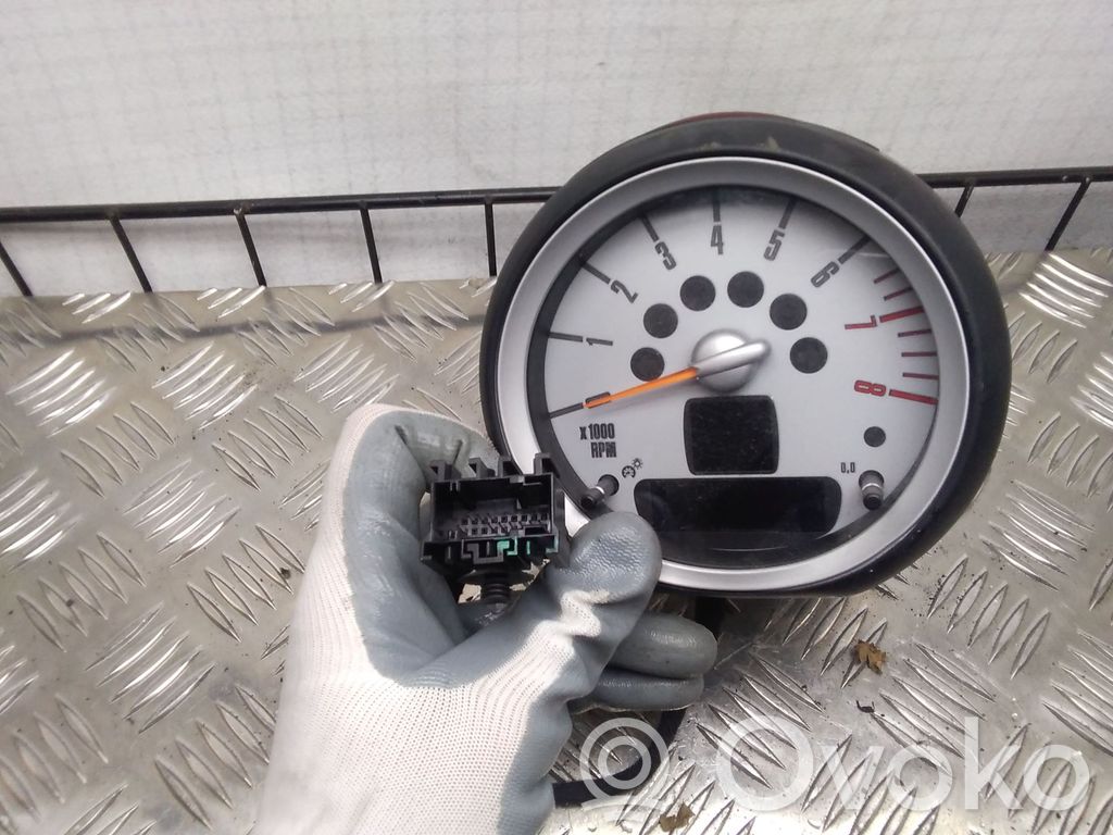Mini One - Cooper Coupe R56 Tacómetro 