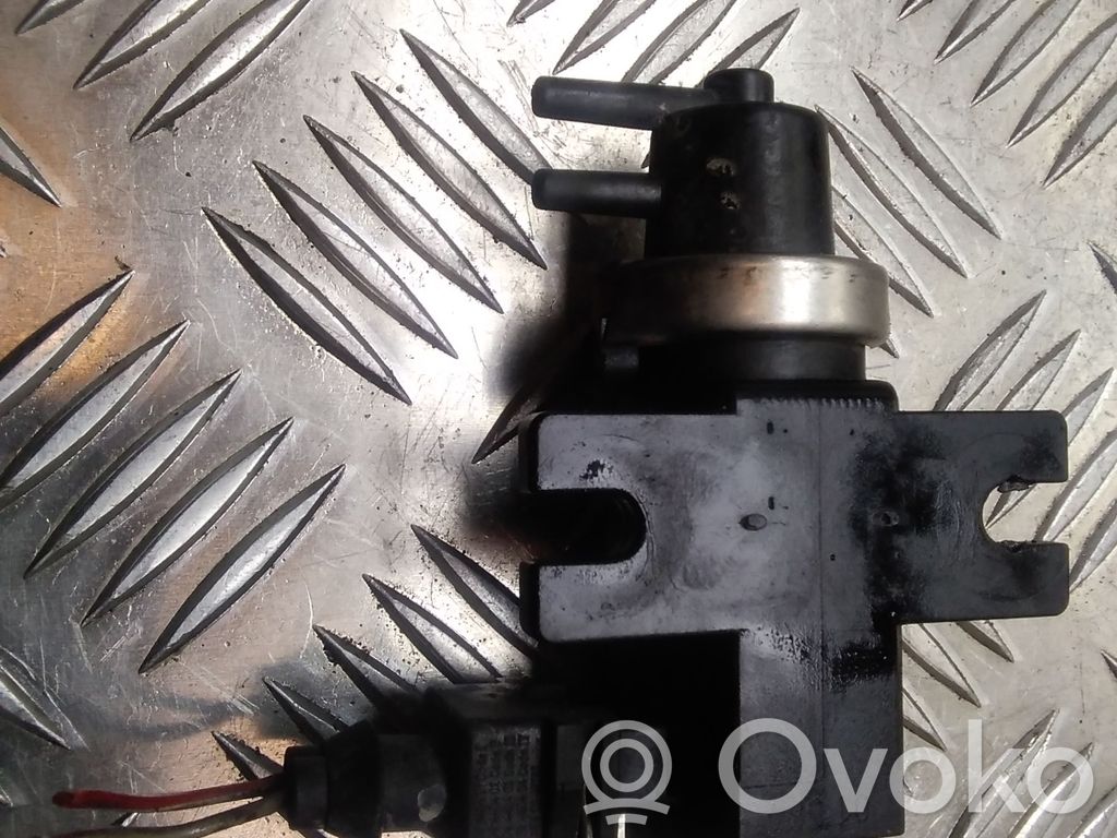 Solenoidinis vožtuvas   72279600,2247906