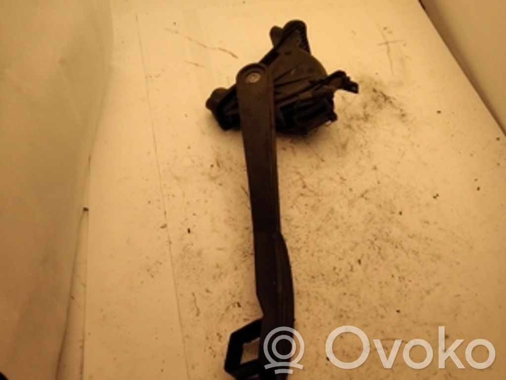 Volvo S80 Accelerator throttle pedal 