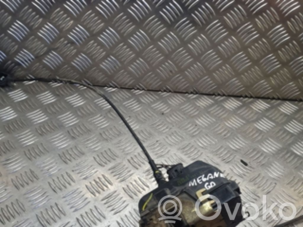 Renault Megane II Takaoven lukko 