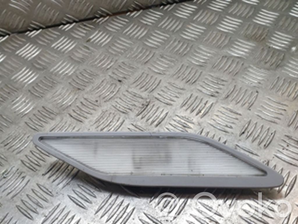 BMW 5 E39 Luz del asiento trasero 
