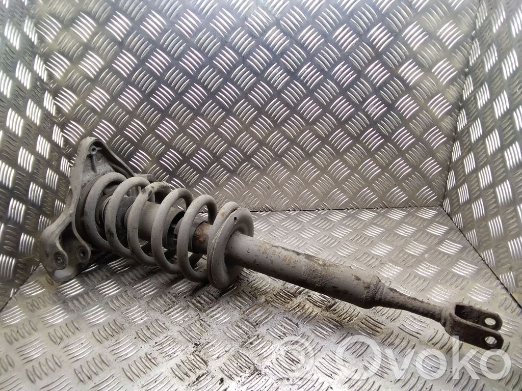Audi A4 S4 B6 8E 8H Amortyzator osi przedniej ze sprężyną 