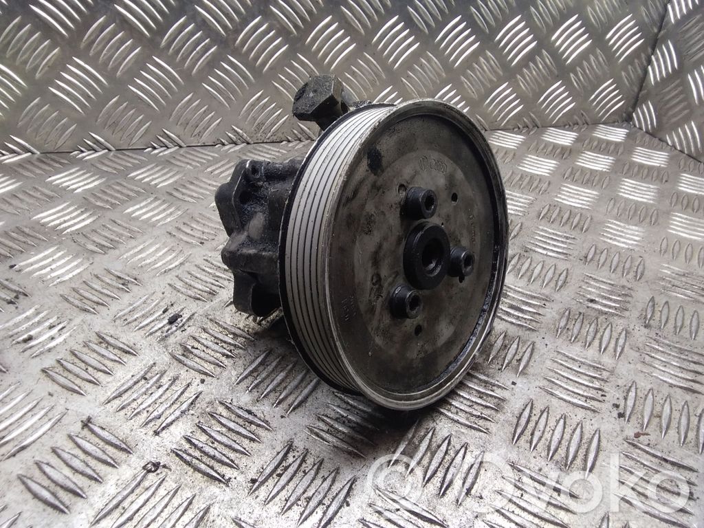 Audi A6 S6 C5 4B Power steering pump 