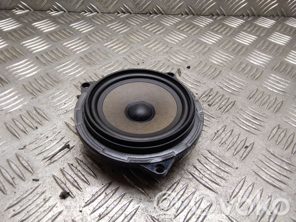 BMW 1 E81 E87 Front door speaker 