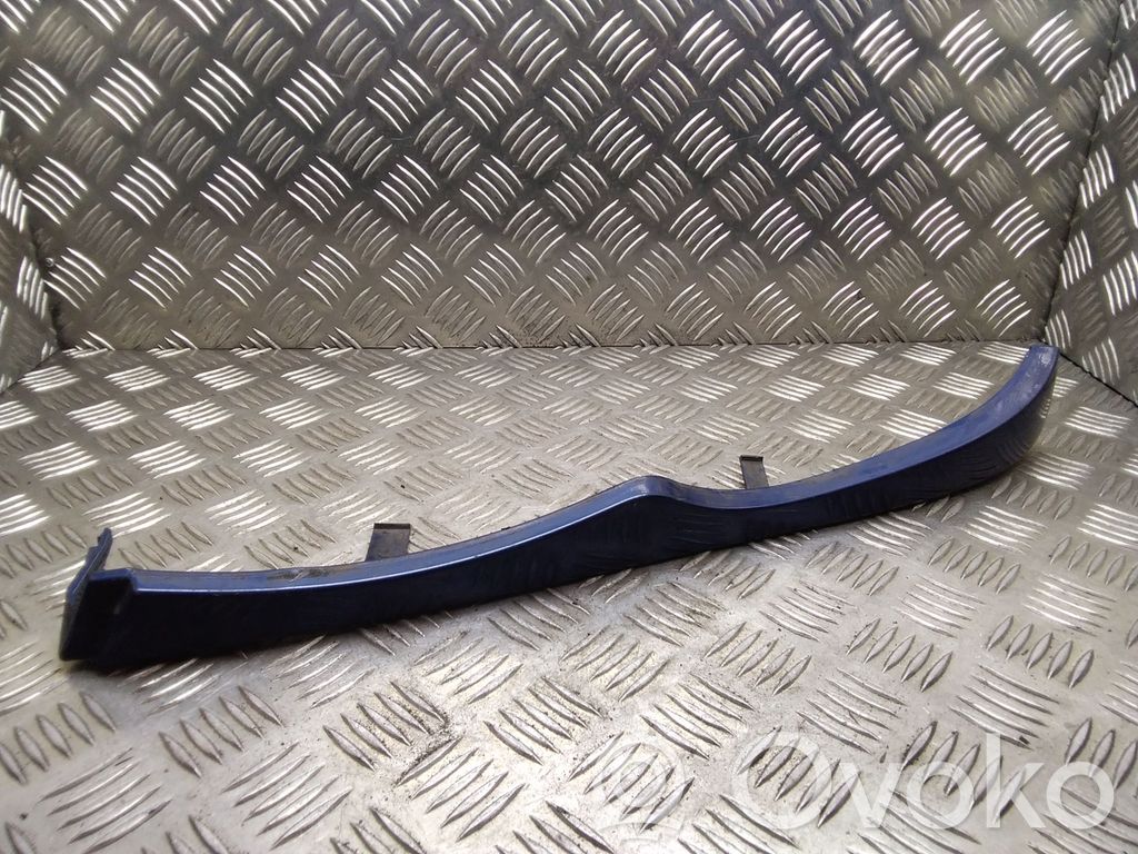 BMW 3 E46 Moulure sous phares 