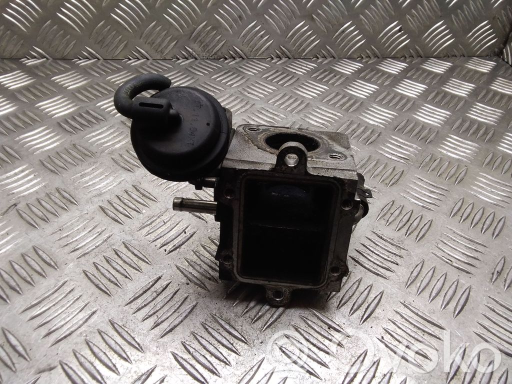 Audi A4 S4 B7 8E 8H EGR vārsts 
