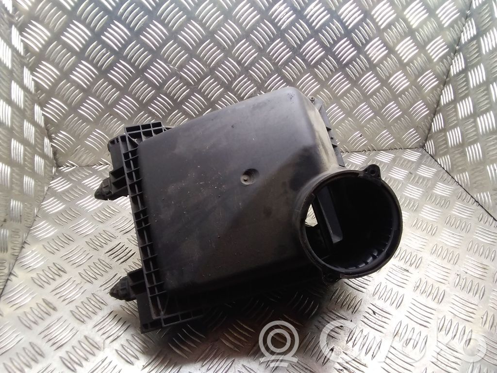 Air filter box   059133835G