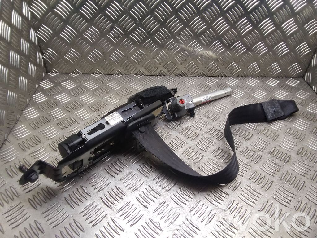 Volvo C30 Cinturón delantero 