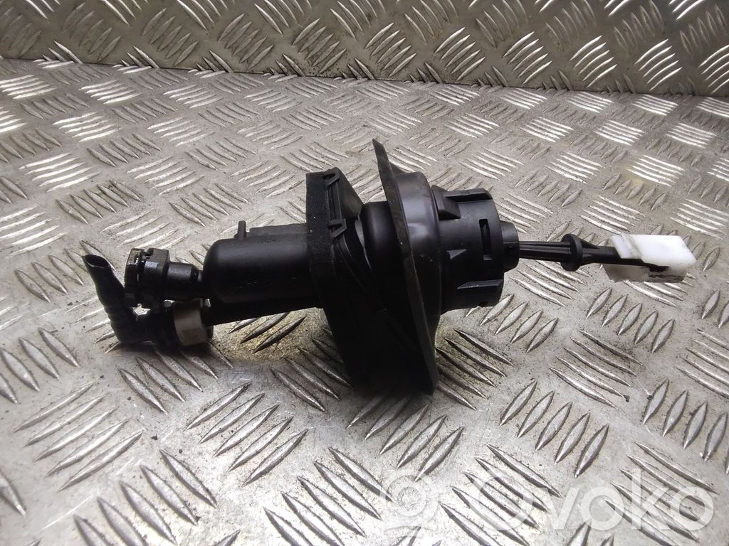 Volvo C30 Kytkimen pääsylinteri 