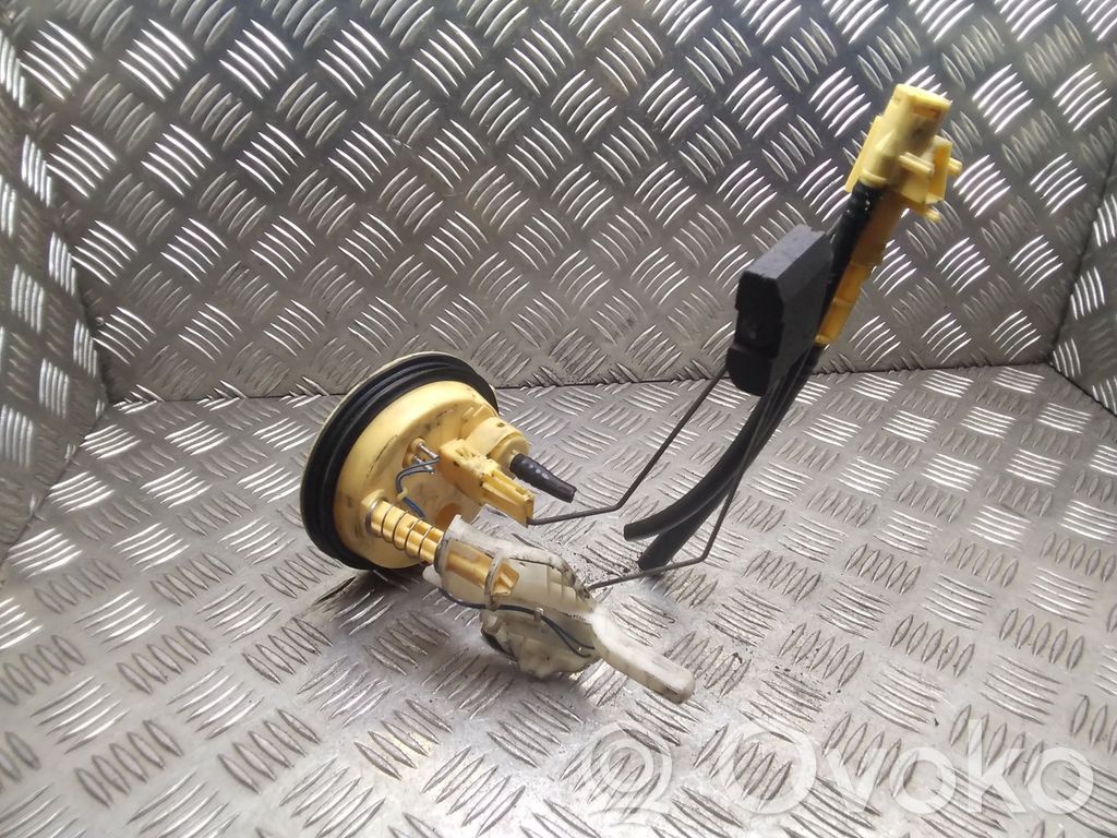 BMW 3 E46 Fuel level sensor 