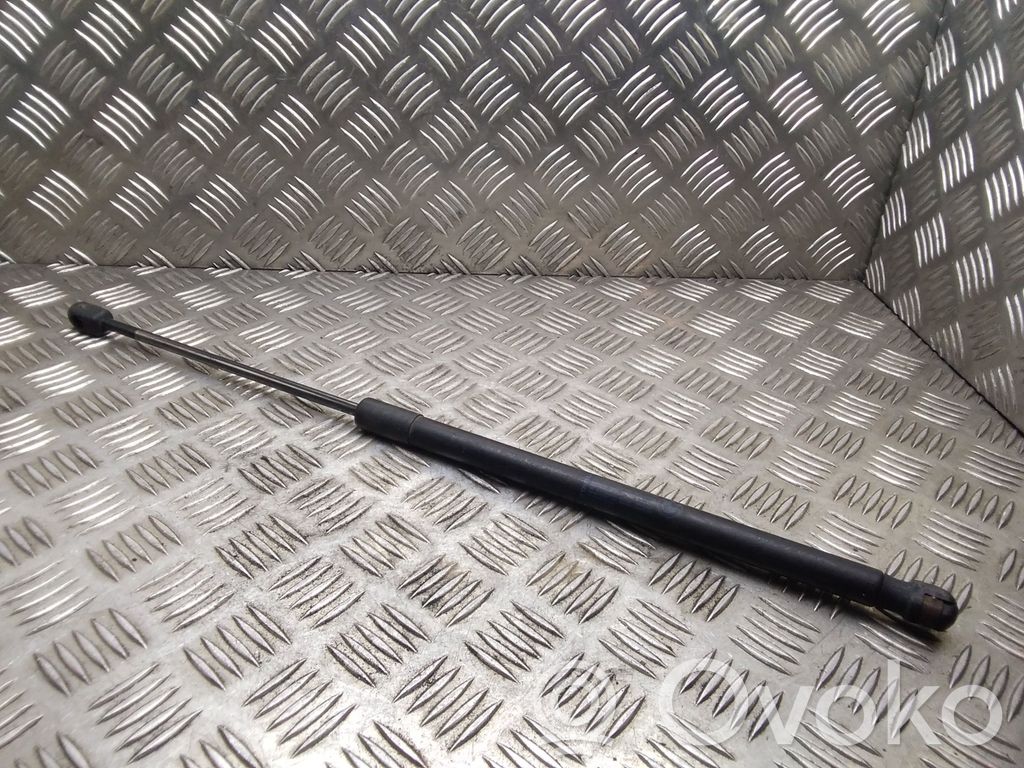 BMW 3 E90 E91 Tailgate/trunk strut/damper 