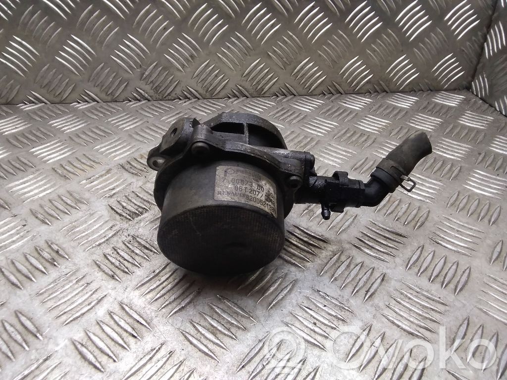 Nissan Qashqai Vacuum pump 