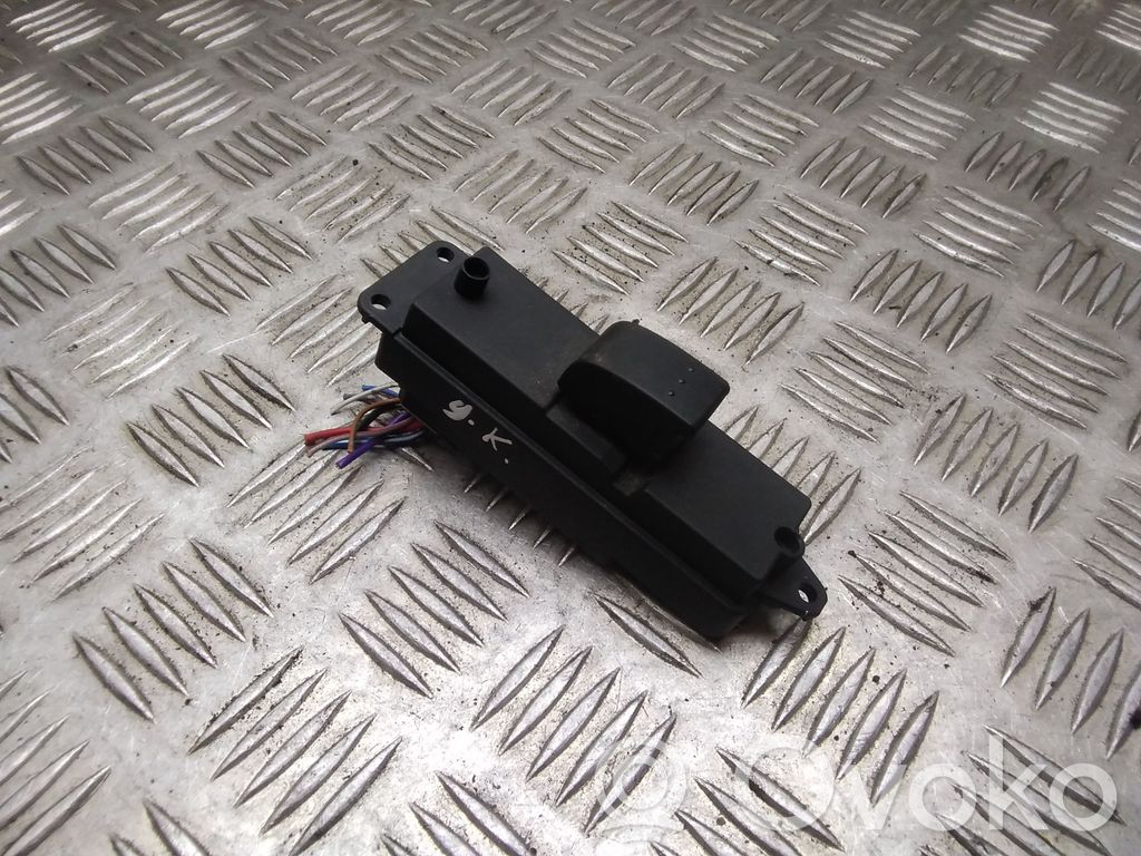 Mazda 3 I Electric window control switch 