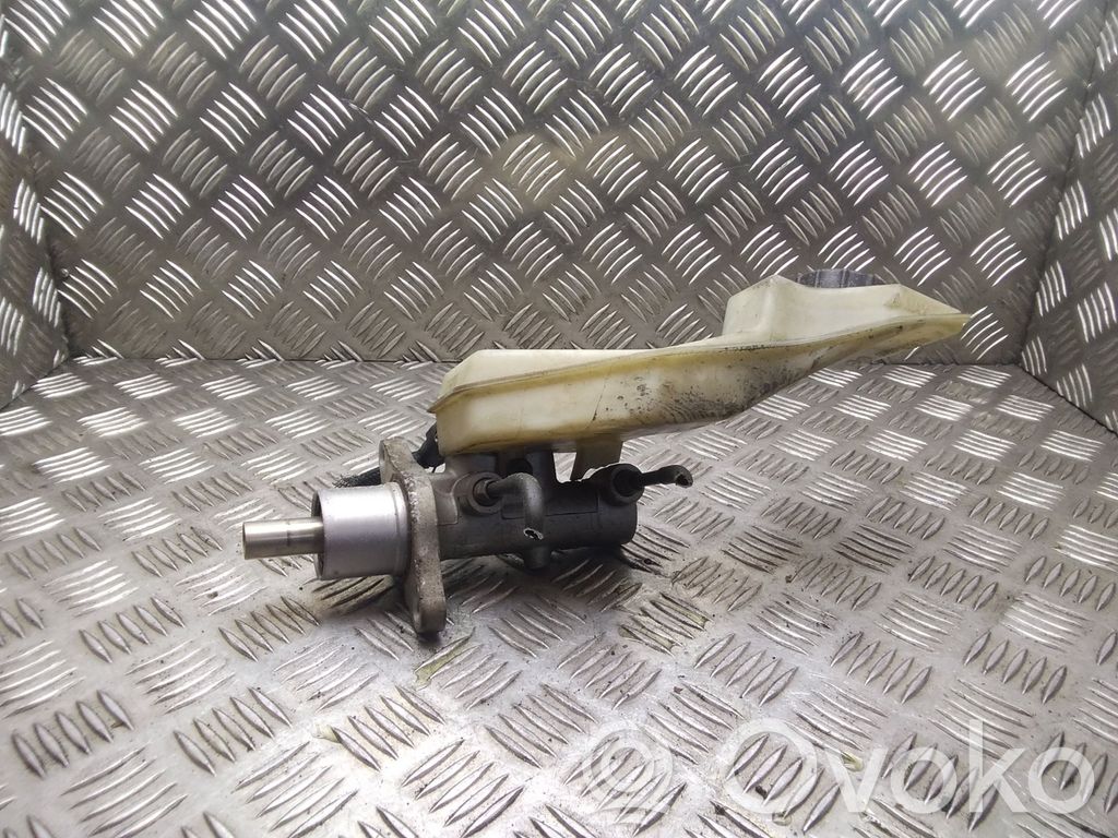 Mazda 3 I Master brake cylinder 