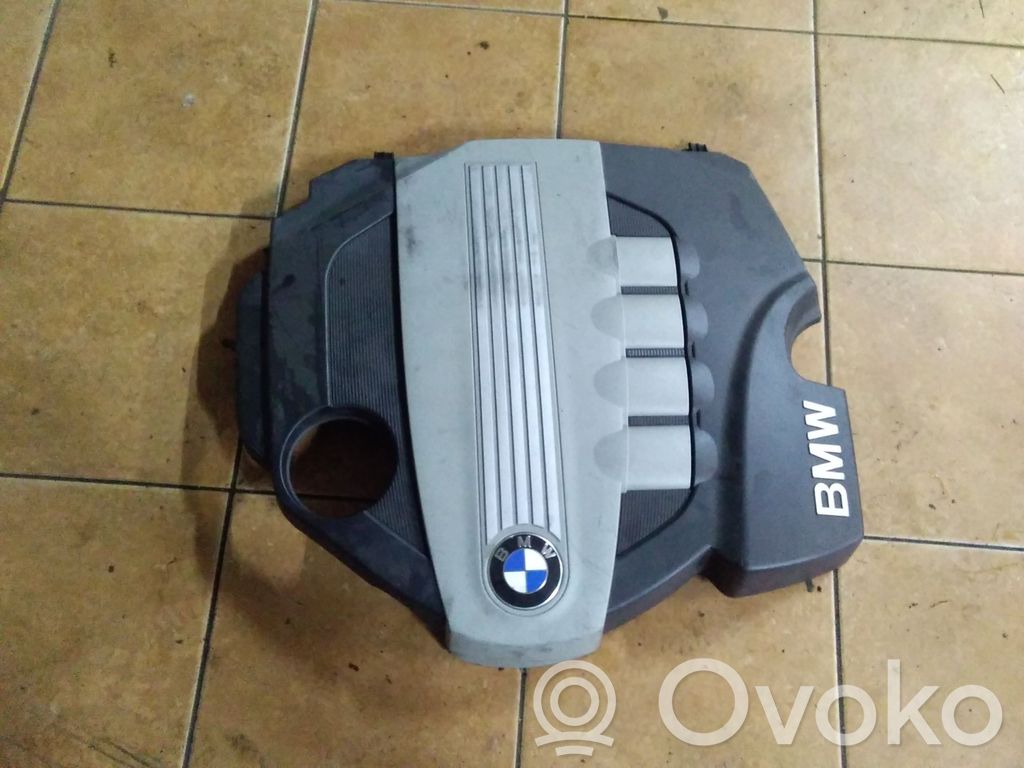 BMW 1 E81 E87 Variklio dangtis (apdaila) 