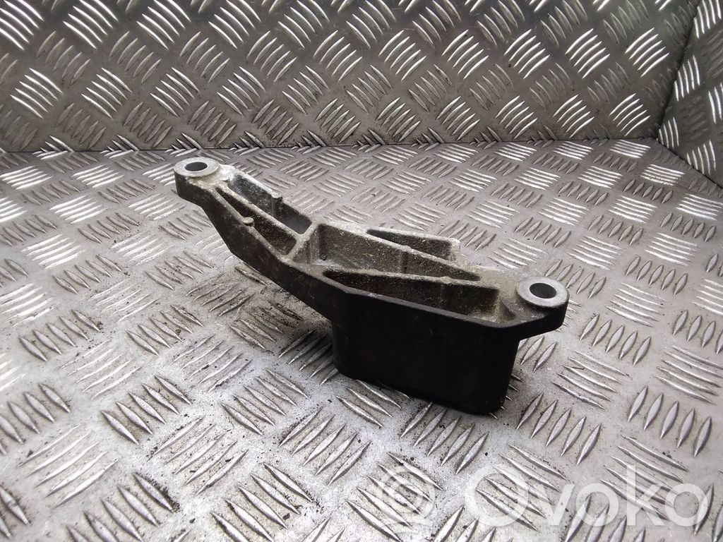Opel Signum Gearbox mounting bracket 