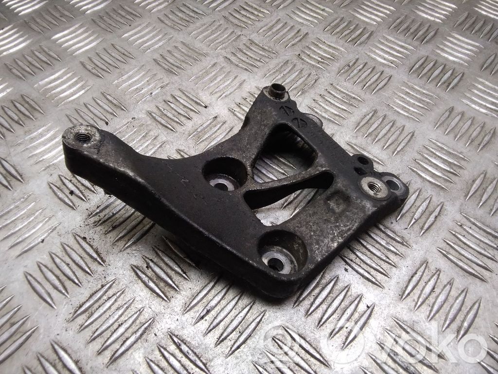 Mini One - Cooper Coupe R56 A/C compressor mount bracket 