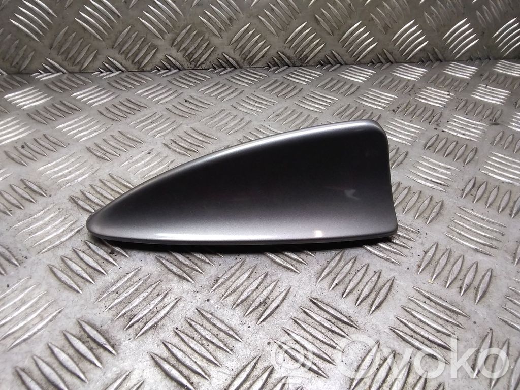 BMW 7 E65 E66 Stogo (GPS) antenos dangtelis 