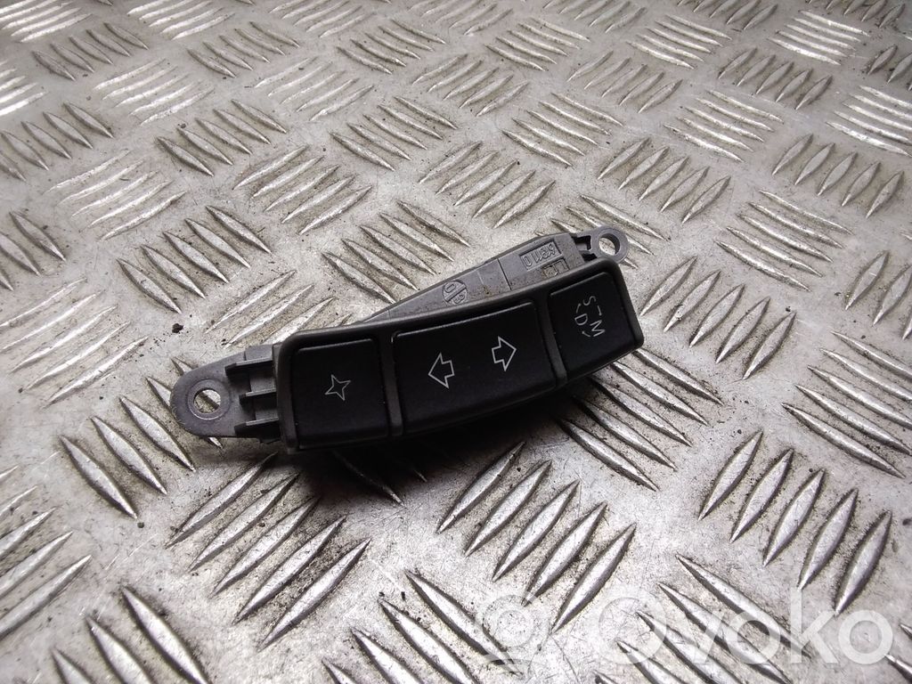 BMW 7 E65 E66 Ohjauspyörän painikkeet/kytkimet 