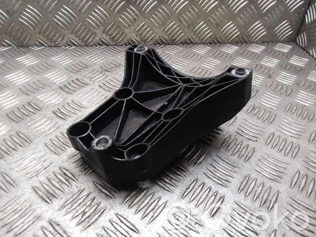 BMW 7 E65 E66 A/C compressor mount bracket 